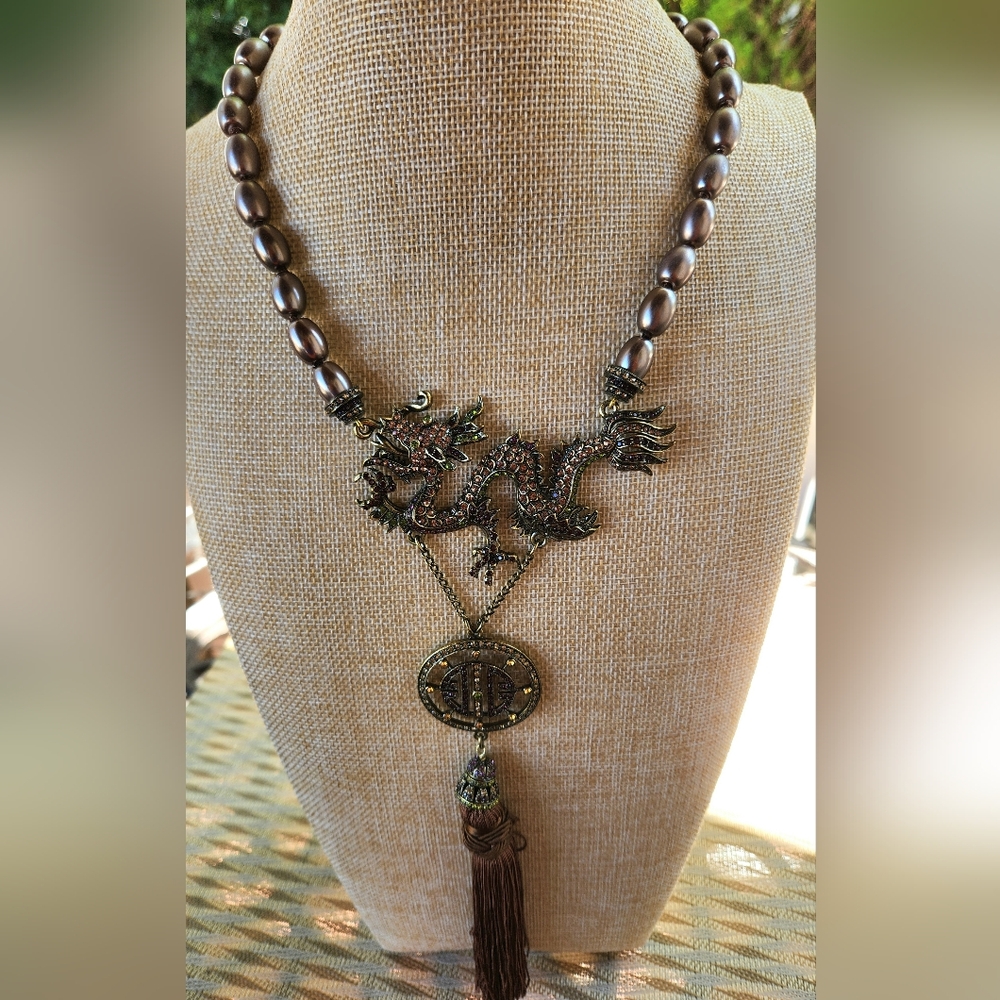 Heidi Daus Rare Vintage Shimmering Dragon Swarovski Necklace Glittering Guardian
